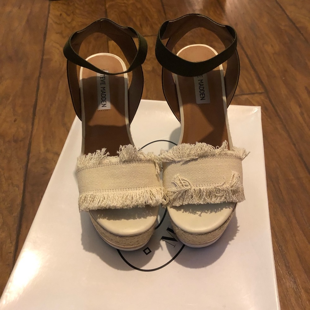 Steve Madden wedges